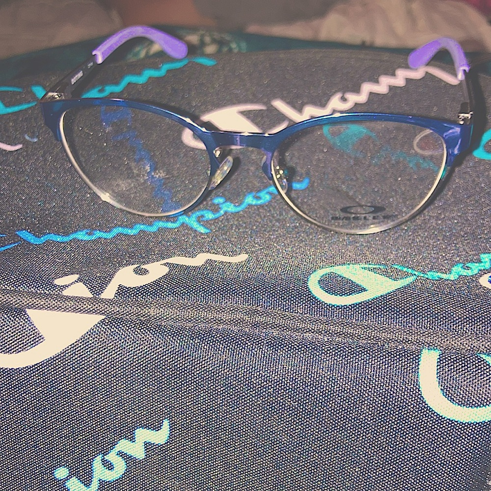 Oakley clear eye frame, eye glass lenses. New uni sex